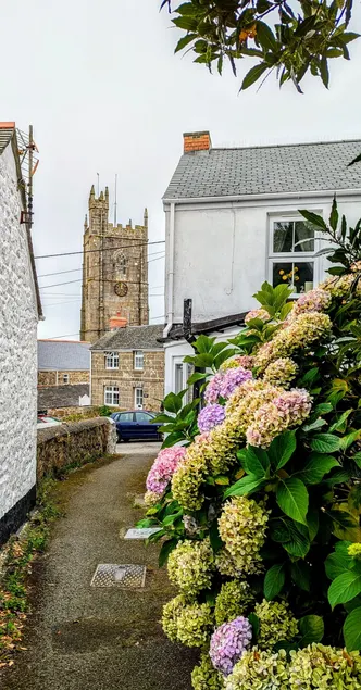 Stylish 2-BR cottage near Mousehole - garden and and parking - Image 1
