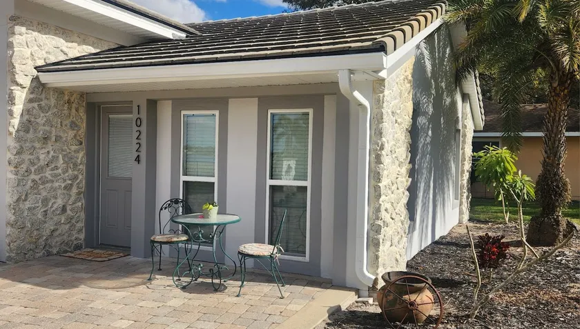 Lakefront Guesthouse near Downtown Clermont - Image 1