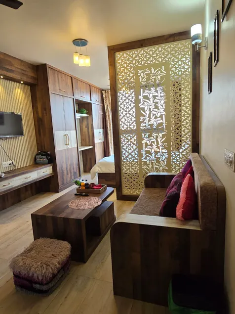 The Casket: Luxe Studio Getaway *C-Scheme*Pool* - Image 1