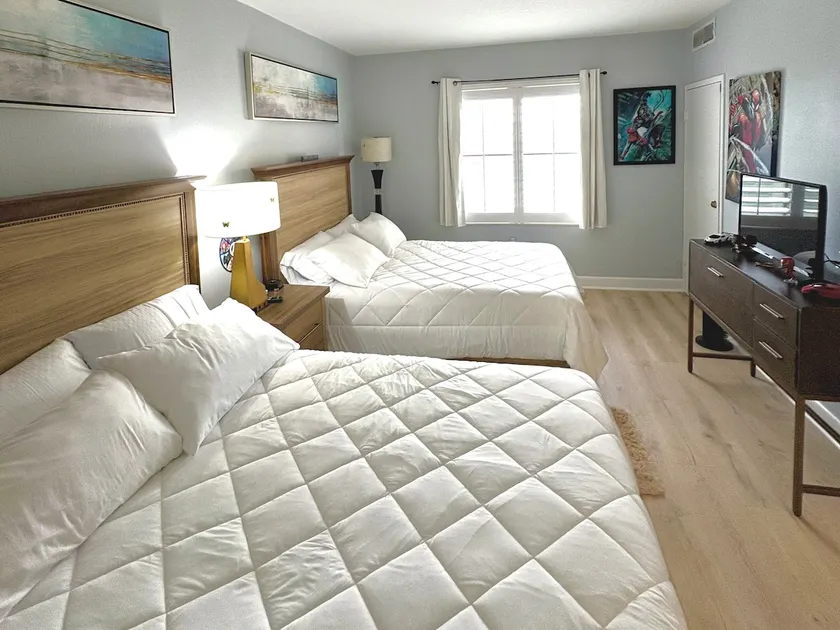 Luxe Condo near Epic Universe & Icon Park! #408 - Image 1