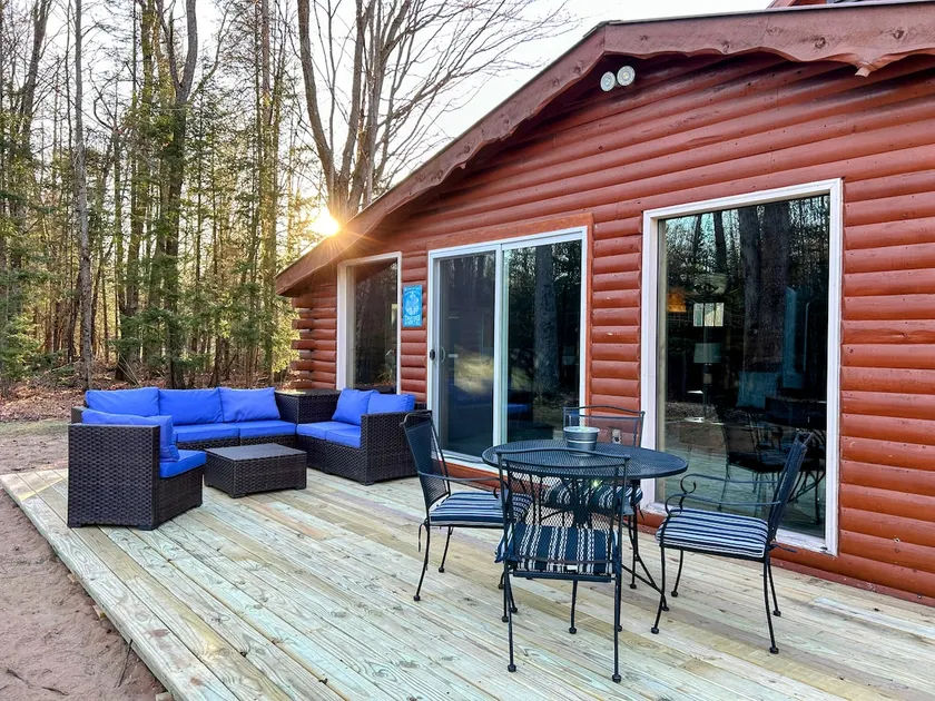 Northwoods Log Cabin w/ Pond & 10 Acres - Image 1
