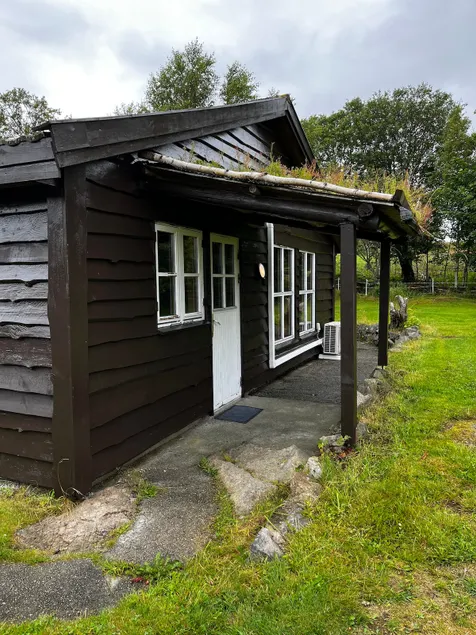 Apartment in rural surroundings - Image 1