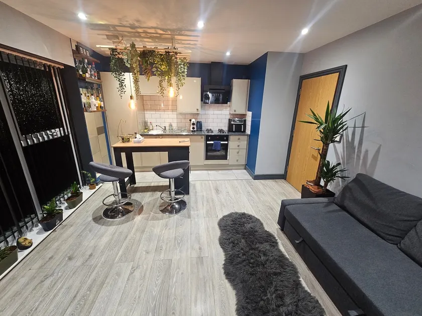 Flat 1+1 - Image 1
