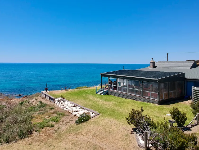 Sea Js Kangaroo Island 4BR Waterfront - Image 1
