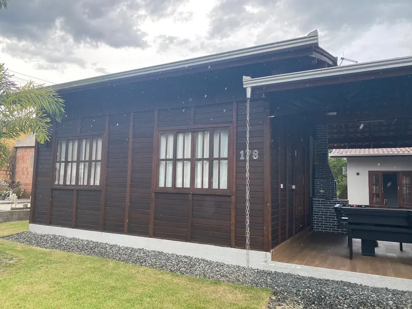 Beautiful House with Pool 1 suite and two bedrooms - Image 1