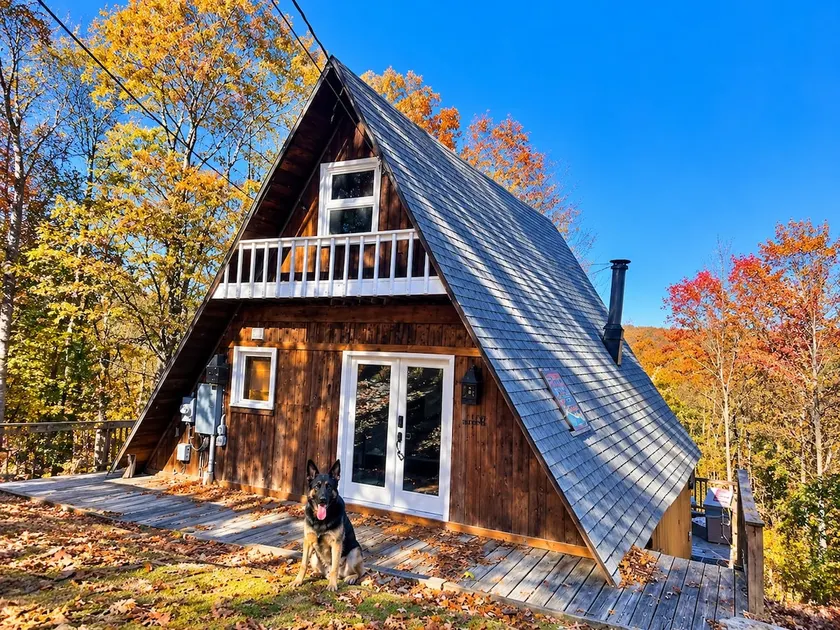 Lovers Edge A-Frame | Private Hot Tub & Sauna - Image 1