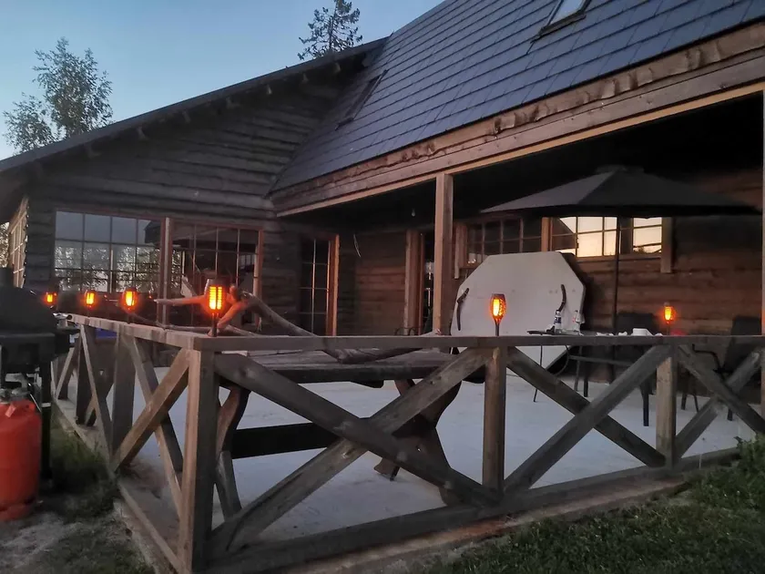 Veski sauna house with outdoor hot tub and billiard table - Image 1