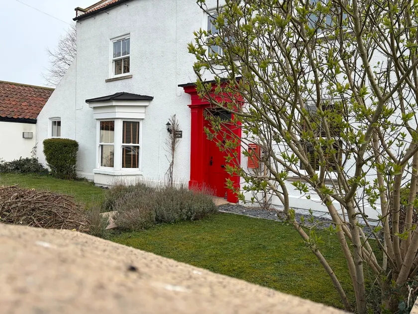 Historic Farmhouse with Hot Tub - Image 1