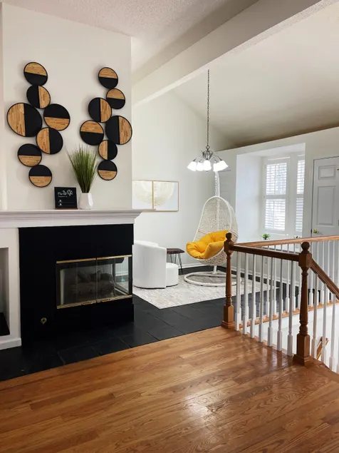 Bright home in Family Friendly Neighborhood - Image 1