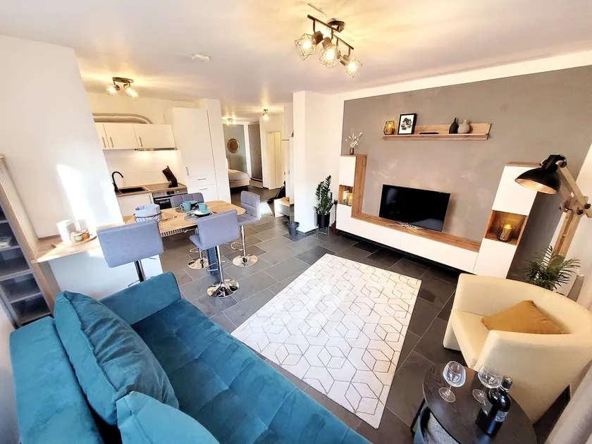Stylish 1.5 rooms on the edge of the vineyards - Image 1
