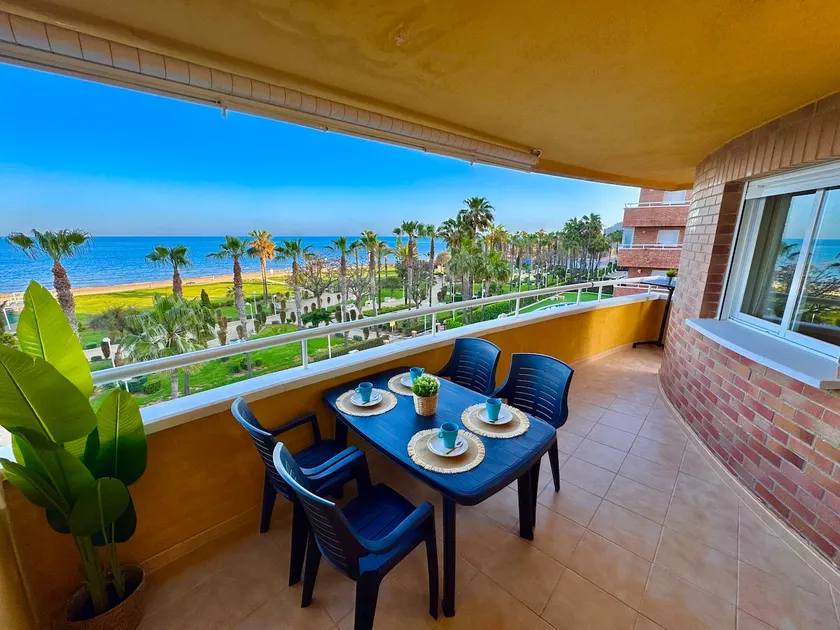 Oceanfront, Pool, Parking, Wifi, 6 guests - Image 1