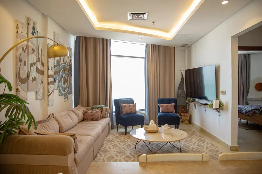 * * * * * Sea views w/ luxury amenities in Salmiya - Image 1