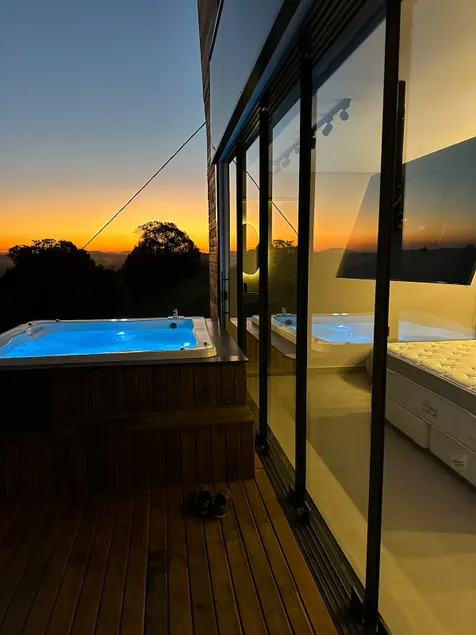 Romantic Retreat Cabana House Alfenas - Image 1
