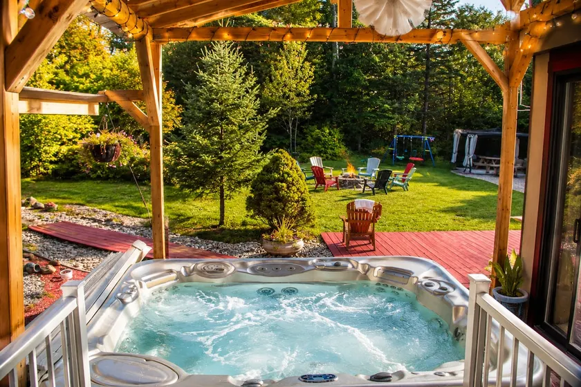 Chalet Paradis et Spa,Chertsey - Image 1