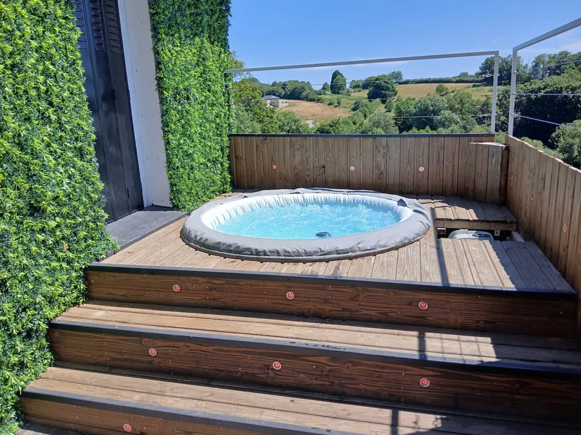 apartment with large terrace and HOT TUB - Image 1