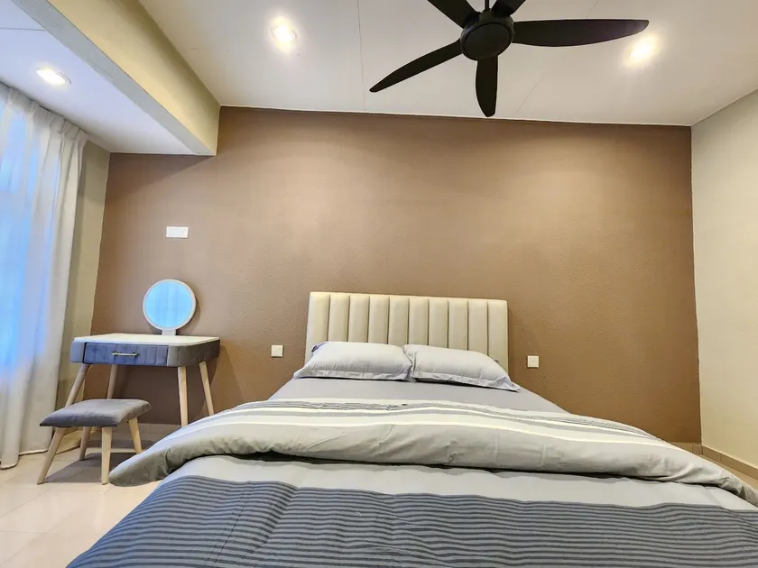 Sunway Homestay 8pax 2Bath - Image 1