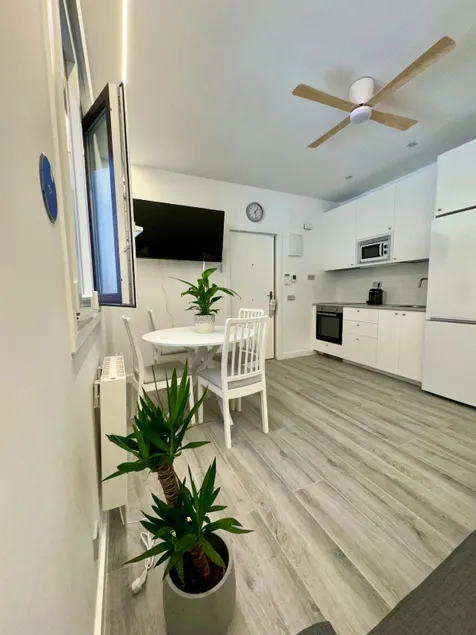 Beautiful & Cozy Apartment in Madrid Center. - Image 1
