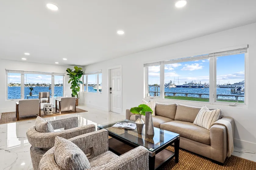 Intracoastal condo near Downtown West Palm Beach - Image 1