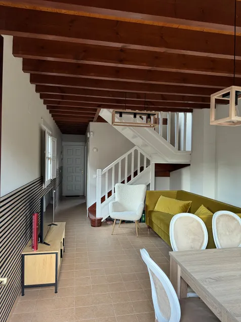 Mimosa townhouse on the shore - Image 1