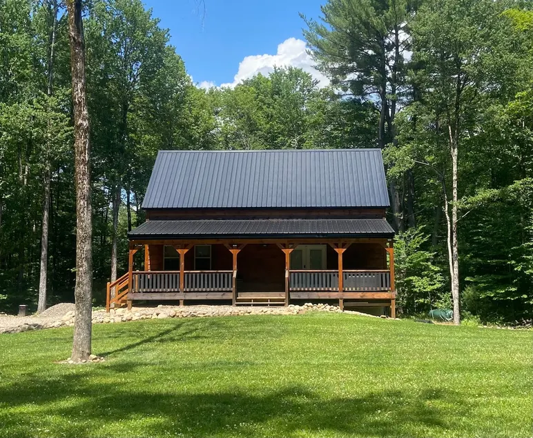 New Modern Pine Cabin/HotTub/4BR - Image 1