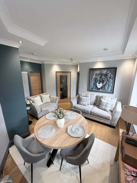 Stylish Maisonette with View - Image 1