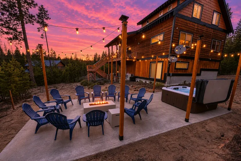 CrescentLake Lux | Theater, HotTb, GameRm, Firepit - Image 1