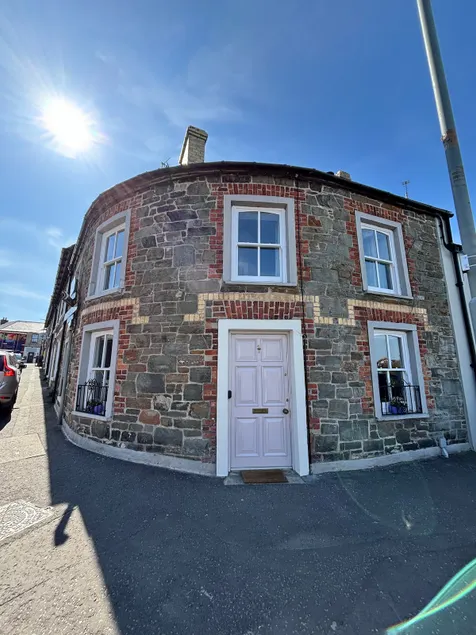 The Round House - Image 1