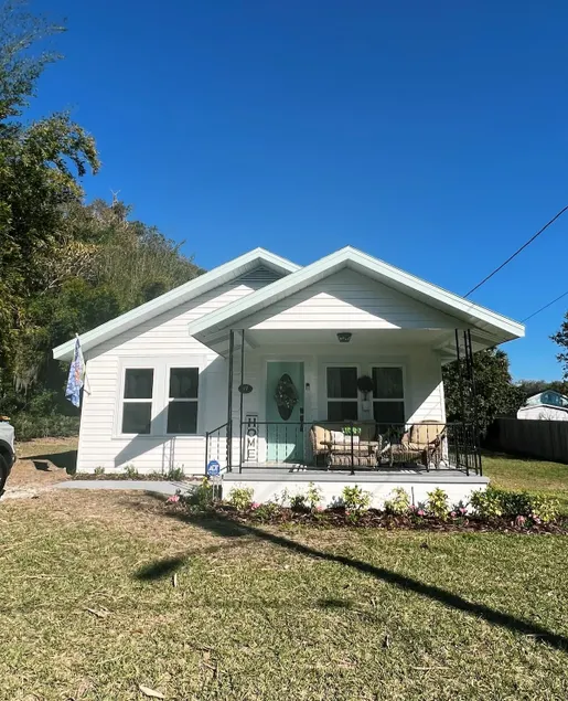 Cozy Cottage - Image 1