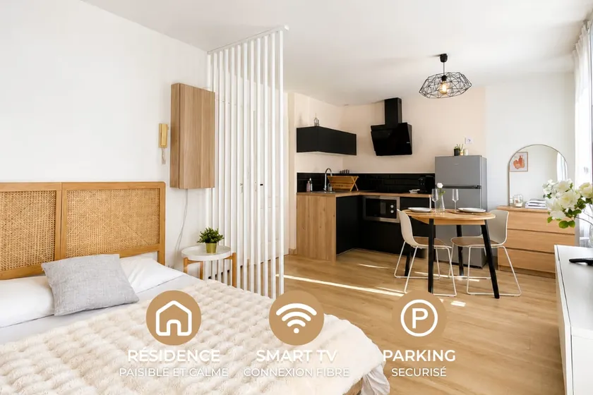 Studio lumineux • Gare RER Paris • Parking • Wifi - Image 1