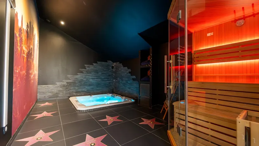 Cinema Experience – Spa & Projection Privée - Image 1