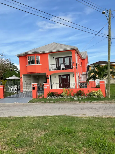 K&L Villa Apartment - Image 1