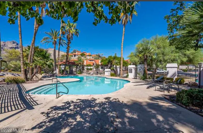 Beautiful Retreat in the Desert, 7 miles from UofA - Image 1