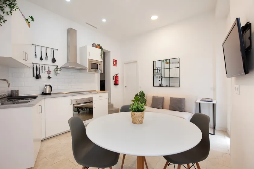 Spectacular modern home in Puerta del Ángel - Image 1