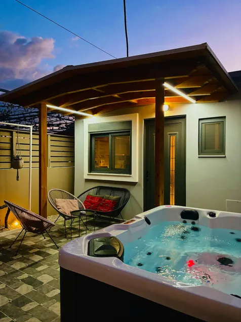 Ampeli Luxe Retreat - Image 1