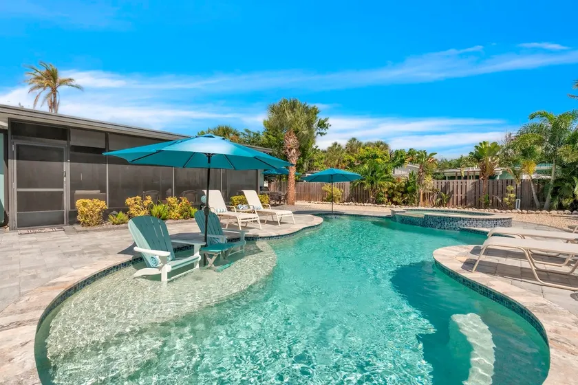 Bayside Bliss - Image 1
