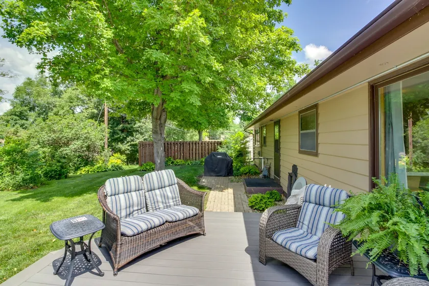 Walk to Lake Beach: Glenwood Vacation Rental! - Image 1