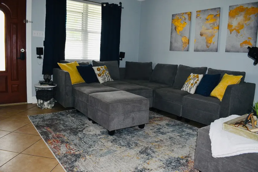 EV Charging • Sleeps 8 • 8 Mi to French Quarter - Image 1