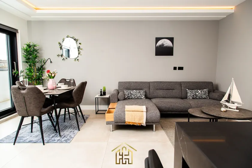 luxury 2bed Penthouse - Glamorous - Image 1