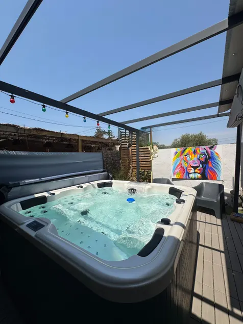 Relaxing house - Image 1