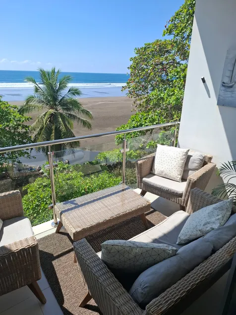 Condo with ocean views; - Image 1