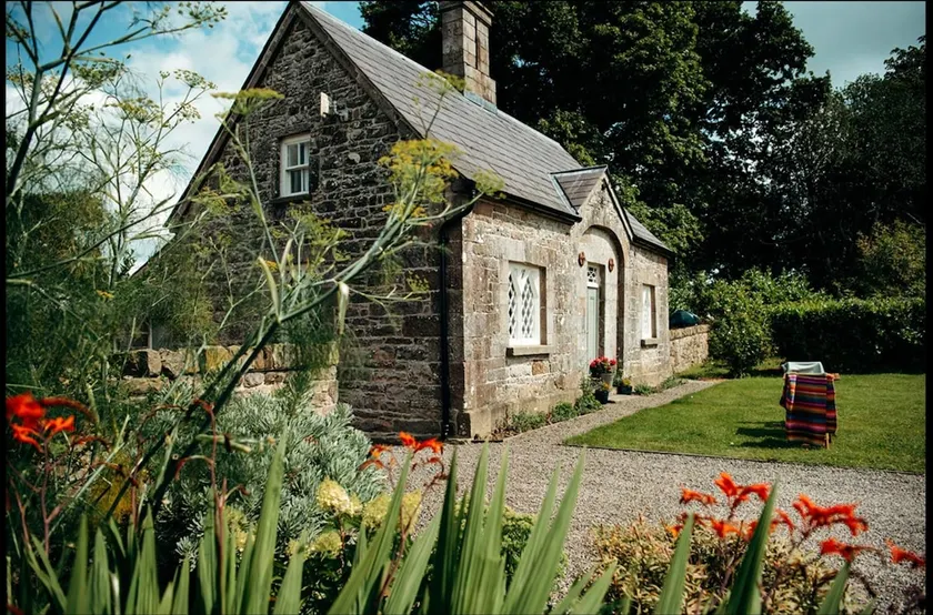The Gatekeeper's Lodge - Image 1