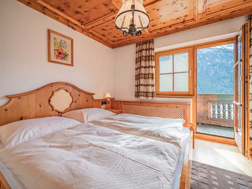 Appartamento con 5 camere da letto per 9 persone - Image 1