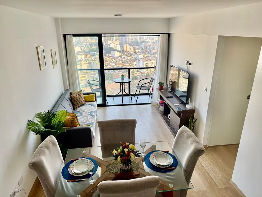 Luxury apartment one minute from Historic Center - Image 1