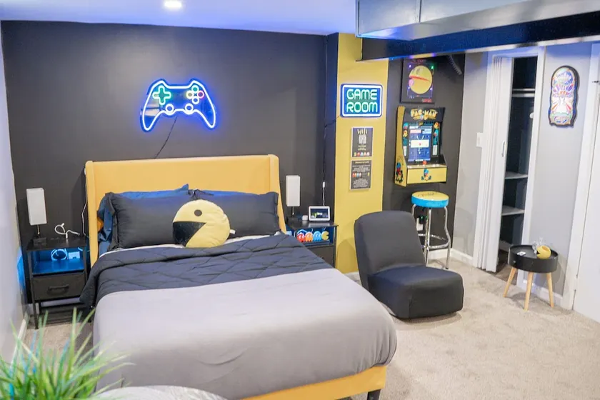 The Retro Game Studio - Image 1