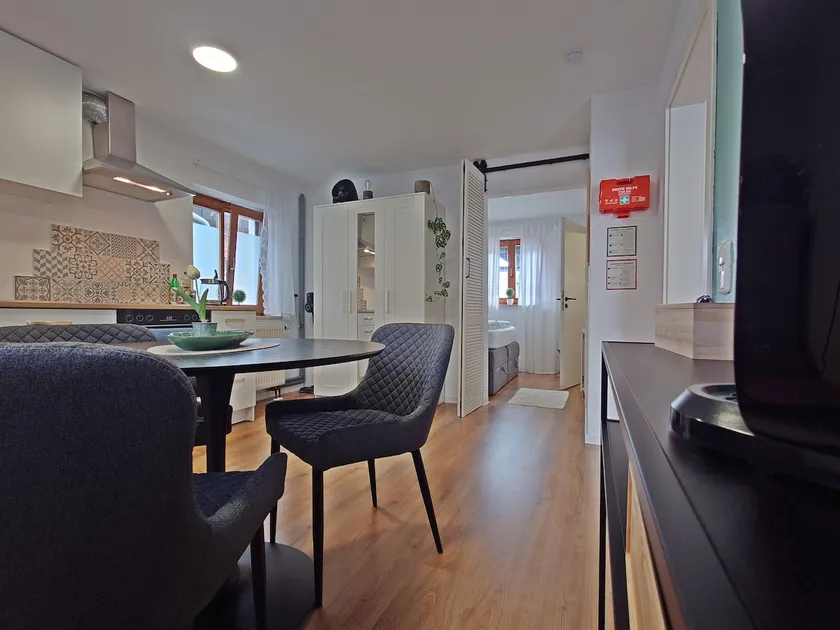 JIRVISTA' Homes, contactless access - Image 1
