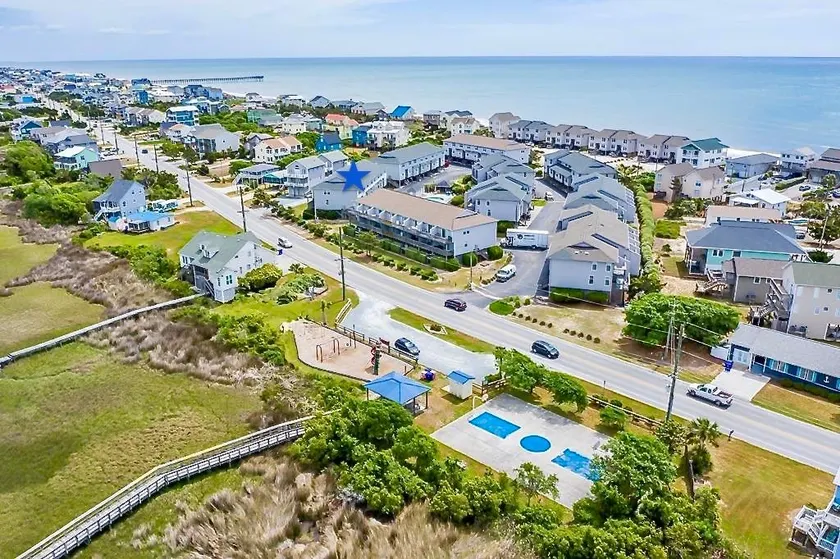 Aqua Rose Turtle Cove Townhomes in Surf City offers a Community Pool & Beach Access - Image 1