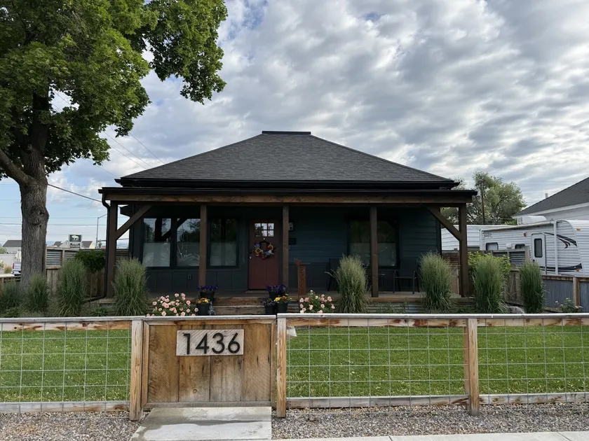 *Basecamp: The Blue Bungalow* - Image 1