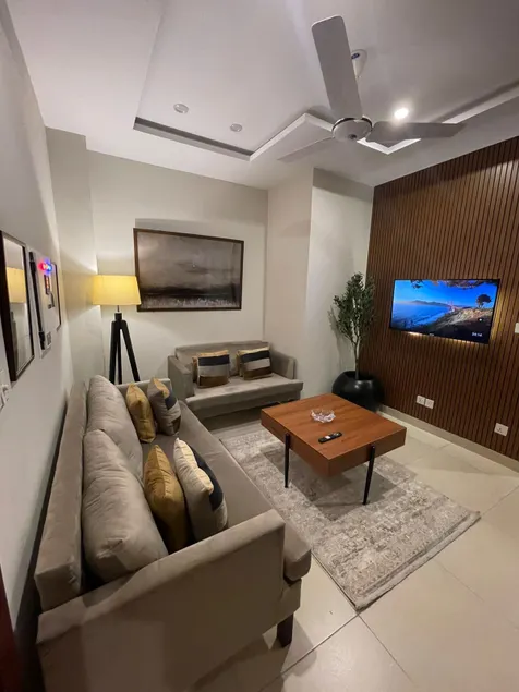 Designer 1Bed Apartment by TheDeny’s - Image 1