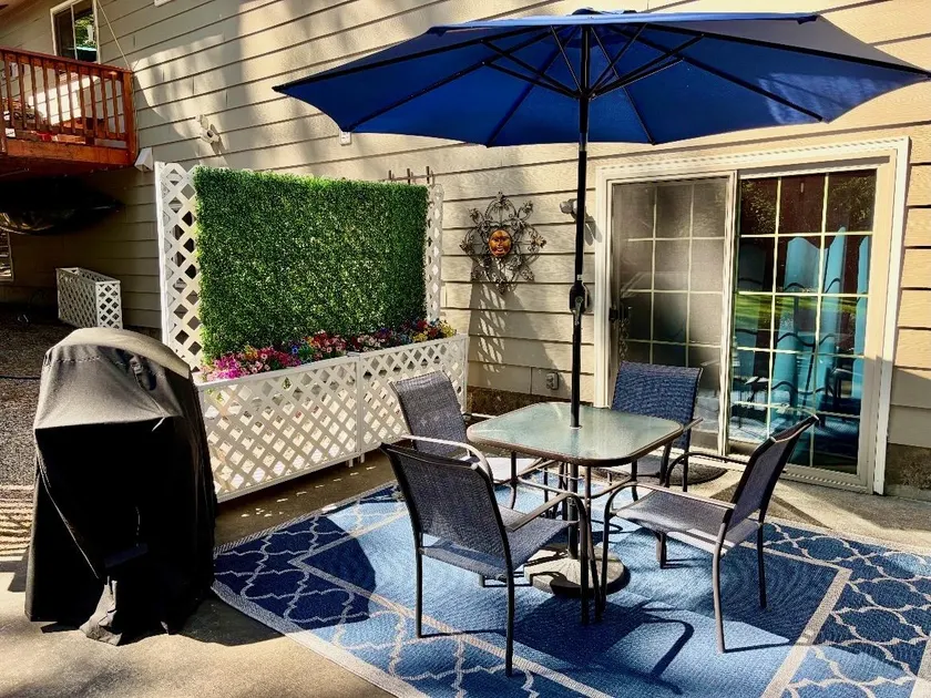 Modern North Idaho Apartment Great Location 10 Min to Downtown - Image 1
