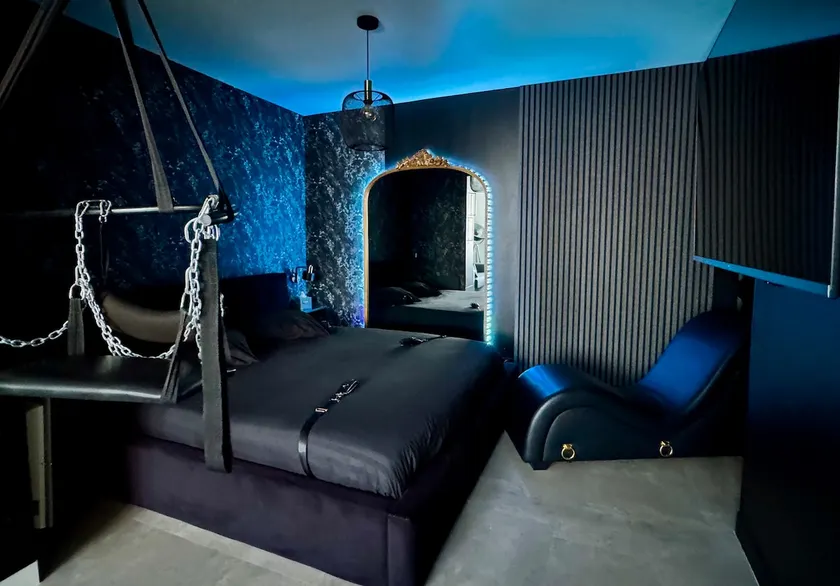 Suite 22 - Image 1